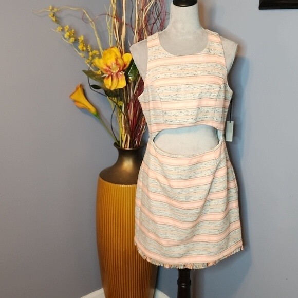 Lovers + Friends Crossroads Bodycon Dress Size Large NWT - Picture 3 of 16